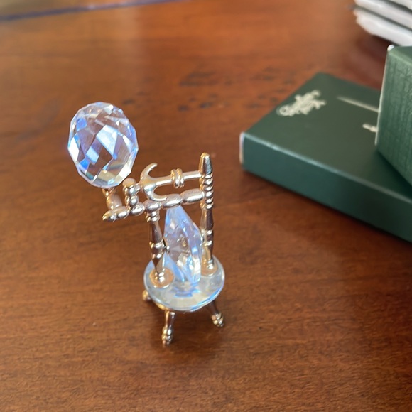 Swarovski Crystal Memories Spinning Wheel - Picture 2 of 10